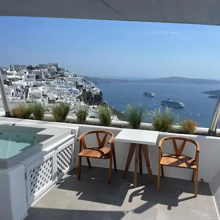 Nomikos Hotel apartamentowy 4*
