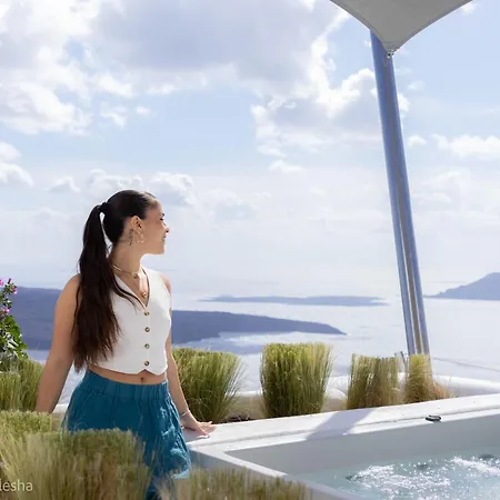 Nomikos Fira (Santorini)