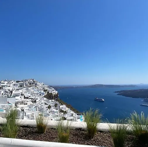 Lägenhetshotell Nomikos Fira (Santorini)