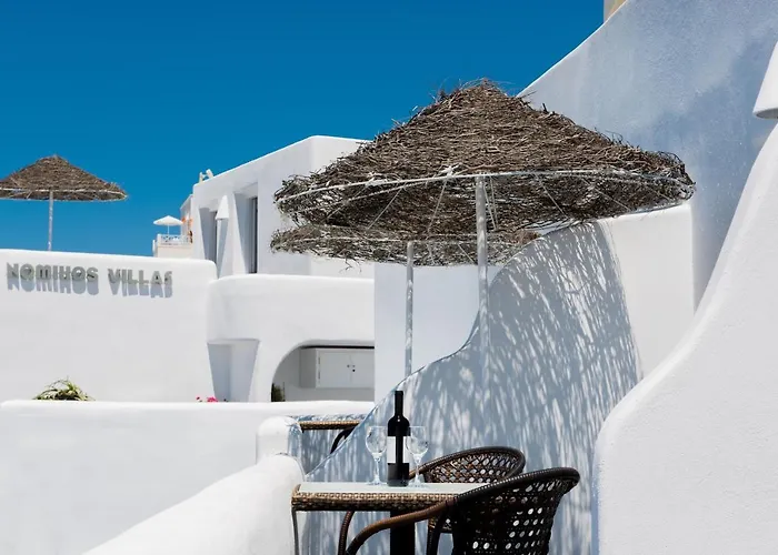 Nomikos Aparthotel 4*