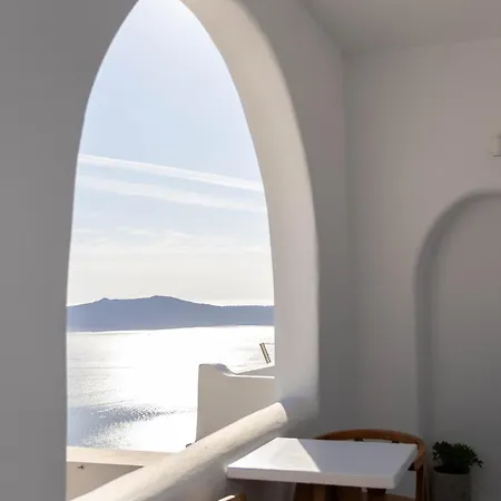 Nomikos Apart-hotel 4*