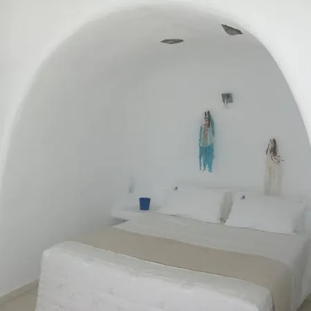 Lägenhetshotell Nomikos 4*