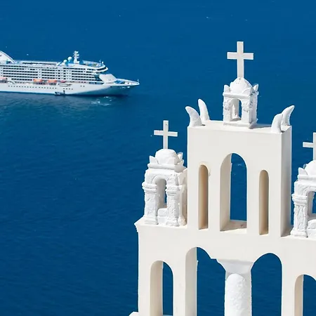 Nomikos 4* Fira (Santorini)