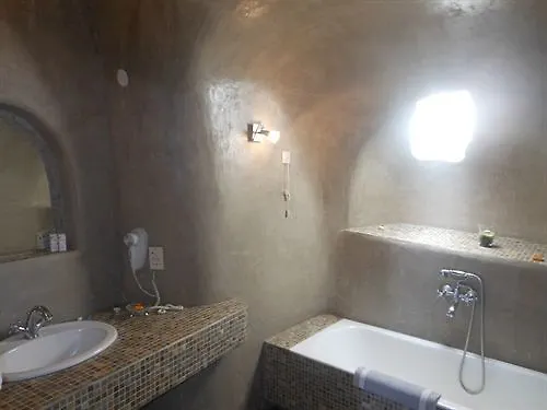 Nomikos 4* Fira (Santorini)